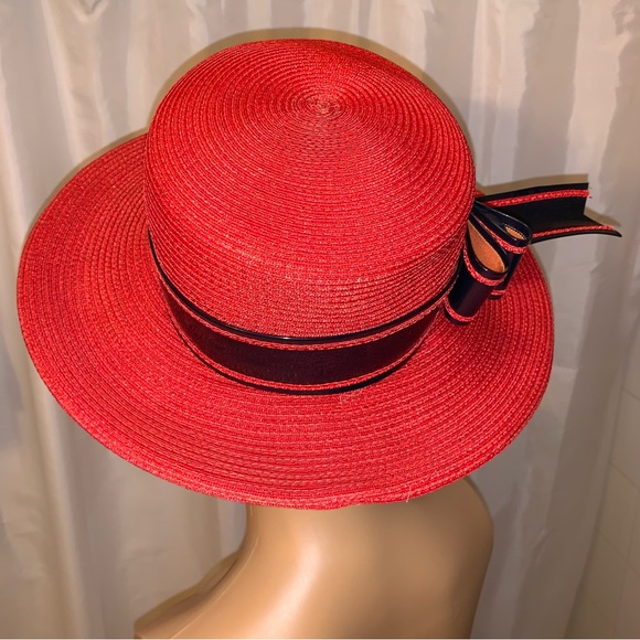VINTAGE red straw/silk Delia hat SAINT LAURENT PARIS patent leather & silk trim - Picture 9 of 14